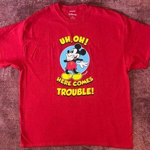 Disney Mickey Mouse uh oh! here comes trouble graphic t shirt size XL